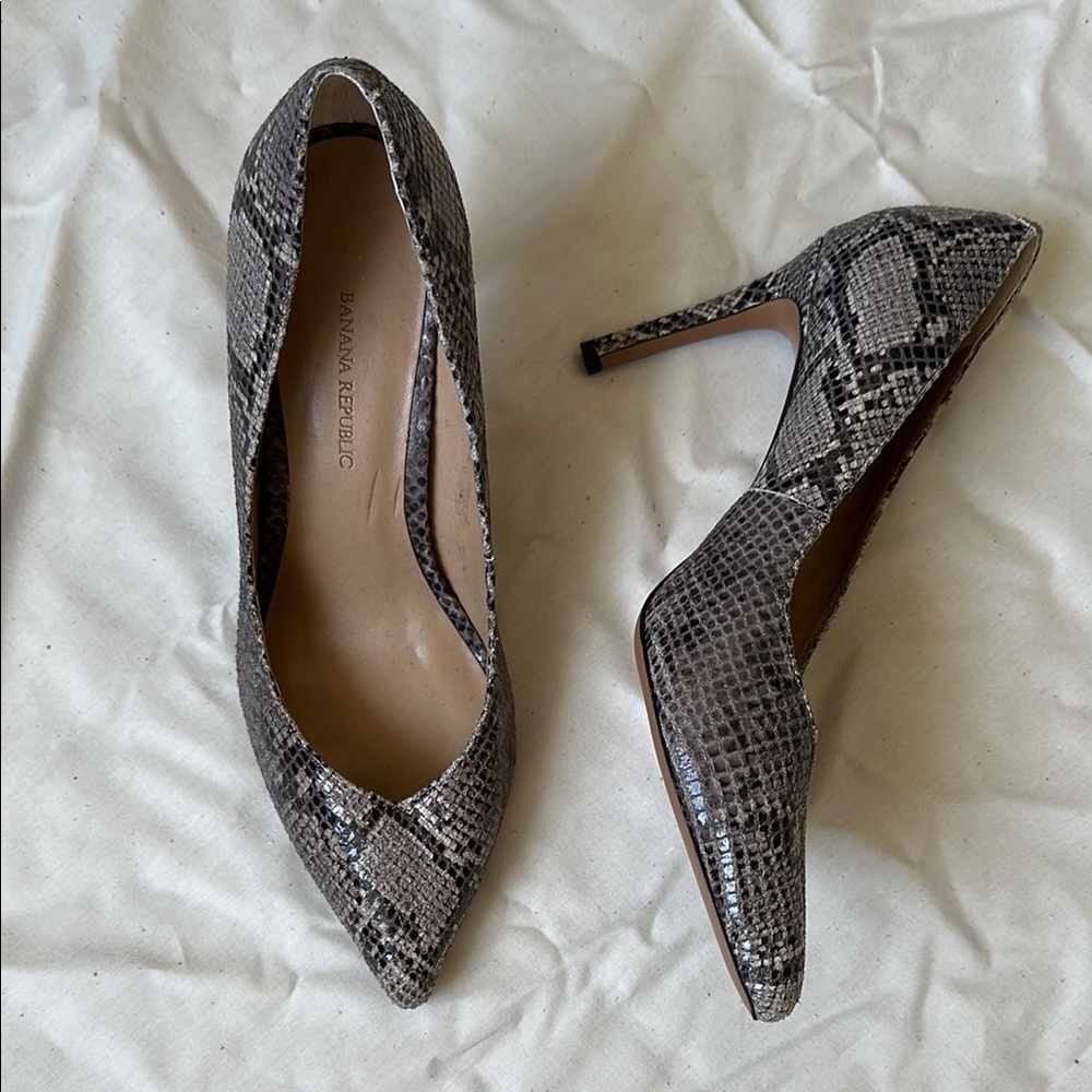Banana Republic Snake Print Stiletto Heels